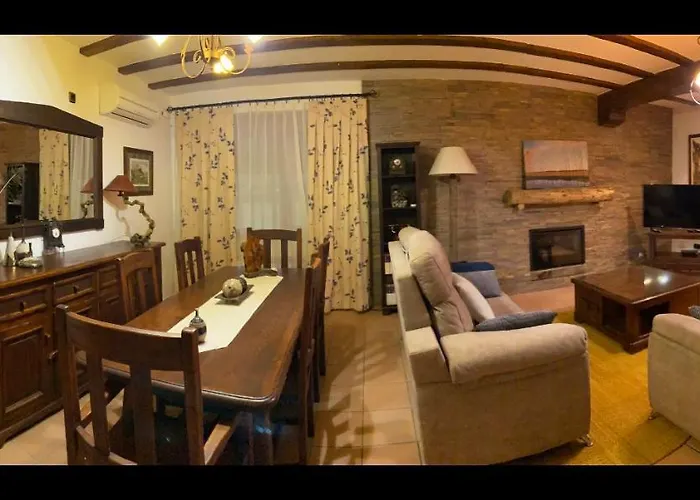 La Casa De Marta * Madrigal de la Vera